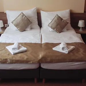 Centrooms , Eger Węgry
